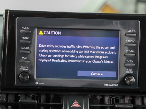 Used 2022 Toyota RAV4 LE AWD/4WD image 19