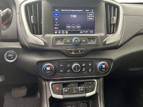 Certified 2024 GMC Terrain SLE w/ Driver Convenience Package image 17