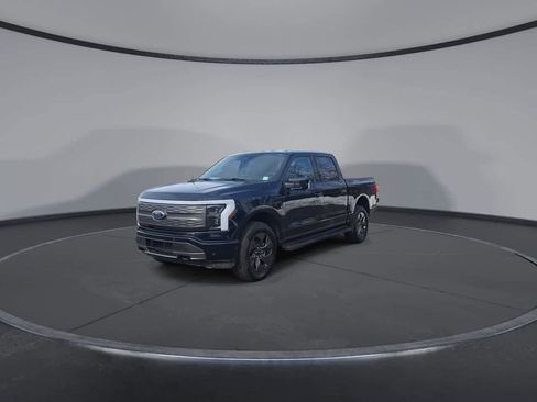Certified 2022 Ford F150 Lightning Lariat image 3