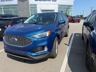 Used 2024 Ford Edge SEL w/ Convenience Package