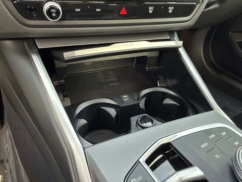 Used 2025 BMW 230i Coupe image 26