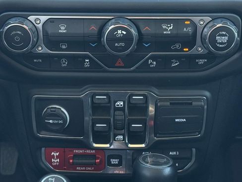 Used 2020 Jeep Wrangler Unlimited Rubicon w/ Quick Order Package 28Y Recon image 17