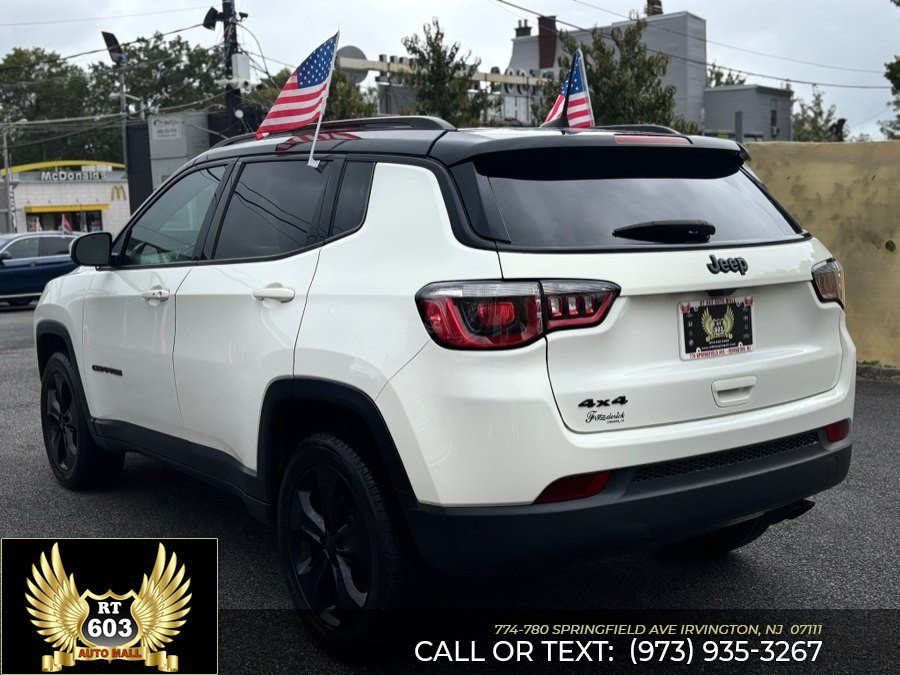 Used 2018 Jeep Compass Latitude w/ Popular Equipment Group AWD/4WD image 4