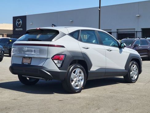 New 2026 Hyundai Kona SE FWD image 4