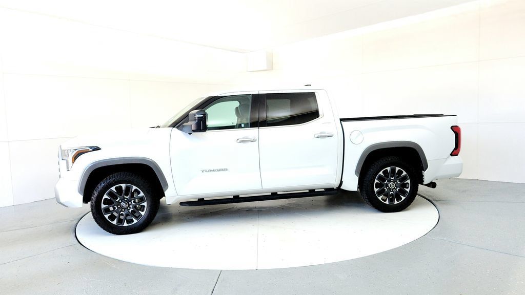 Certified 2022 Toyota Tundra Limited AWD/4WD image 3