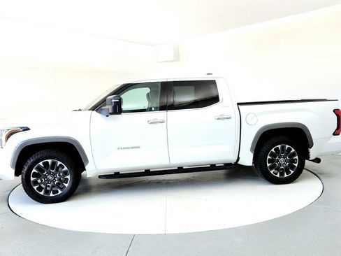 Used 2022 Toyota Tundra Limited AWD/4WD image 3