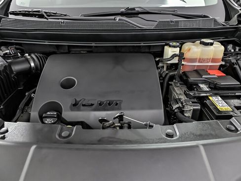 Used 2019 Chevrolet Traverse Premier w/ LPO, 'HIT The Road' Package AWD/4WD image 11