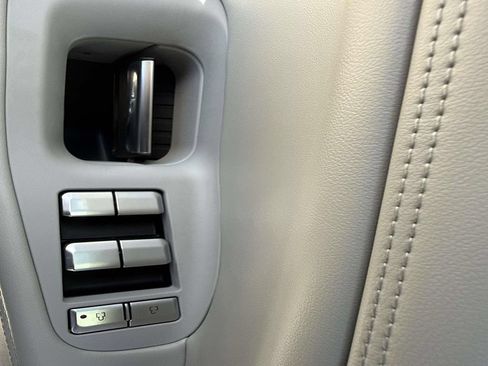 New 2026 Lincoln Navigator Reserve AWD/4WD image 22
