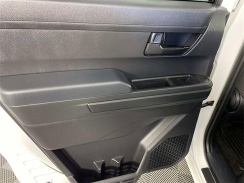 Used 2025 Toyota Tacoma SR image 26