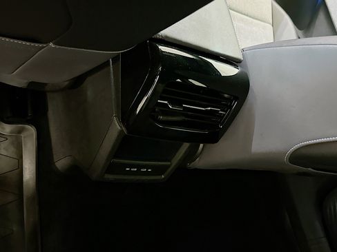 Used 2023 Volkswagen ID.4 Pro AWD/4WD image 28