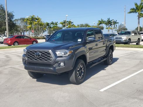 Used 2023 Toyota Tacoma TRD Off-Road image 7