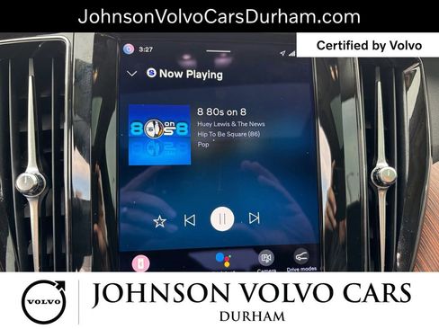 Used 2023 Volvo XC60 B5 Plus image 19