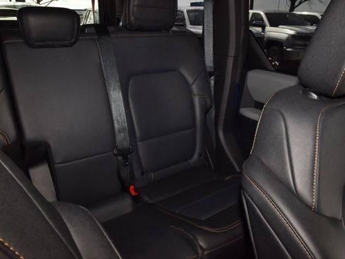 Used 2022 Ford Bronco Badlands image 22