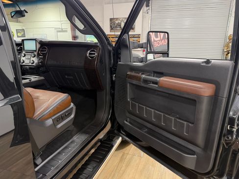 Used 2015 Ford F350 Platinum AWD/4WD image 19
