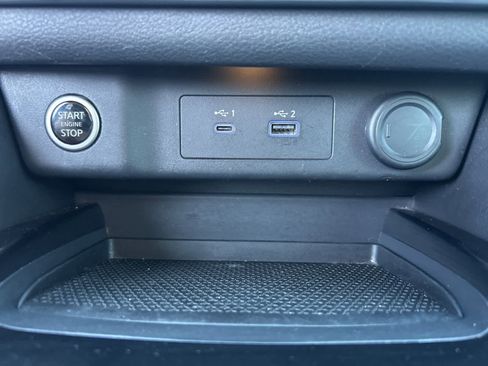 Used 2022 Nissan Rogue SL image 44