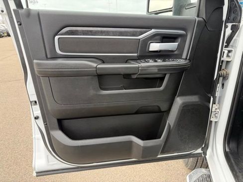 Used 2024 RAM 2500 Big Horn image 23