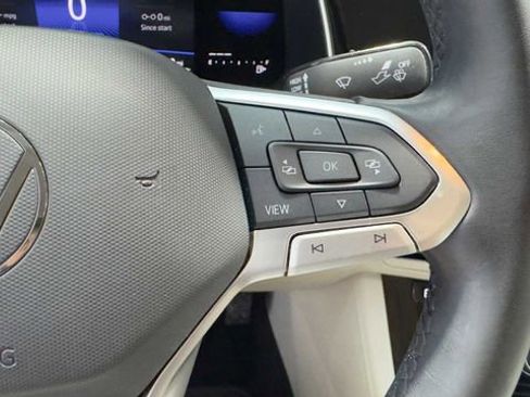 Used 2023 Volkswagen Jetta SE FWD image 33