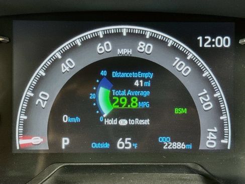 Used 2025 Toyota RAV4 XLE FWD image 27