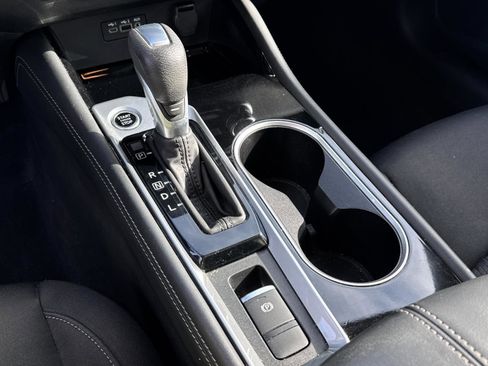 Used 2023 Nissan Altima 2.5 SV image 17