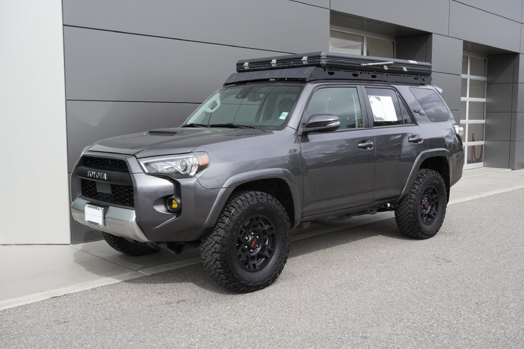 Used 2021 Toyota 4Runner TRD Off-Road Premium w/ Moonroof Package AWD/4WD image 3