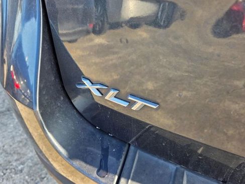 Used 2023 Ford Explorer XLT w/ Equipment Group 202A RWD image 11