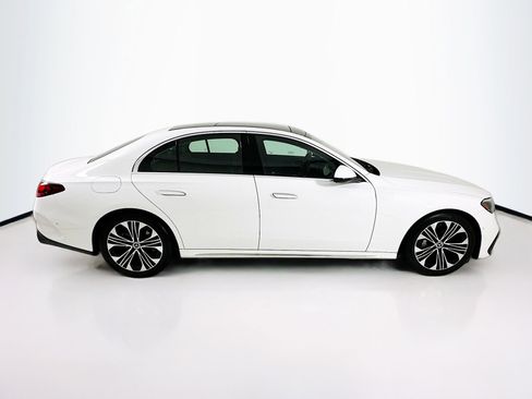 Used 2025 Mercedes-Benz E 350 Sedan image 9