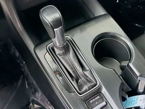 Used 2022 Honda Civic Sport image 13