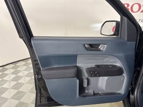 New 2025 Ford Maverick XL image 17