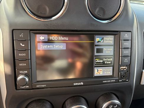 Used 2016 Jeep Compass High Altitude FWD image 24