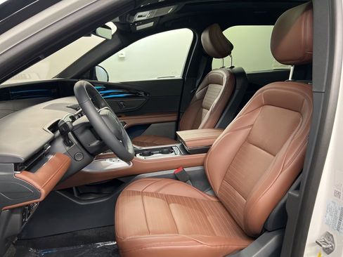 New 2026 Lincoln Nautilus Reserve w/ Jet Appearance Package image 29