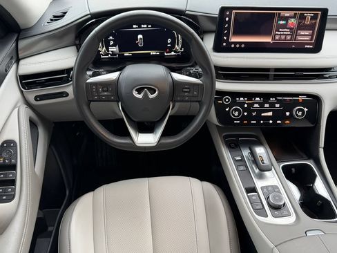 Used 2026 INFINITI QX60 Pure w/ Cargo Package FWD image 16