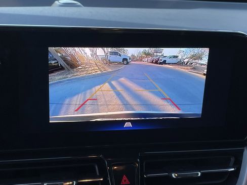 Used 2025 Chevrolet TrailBlazer LT image 18