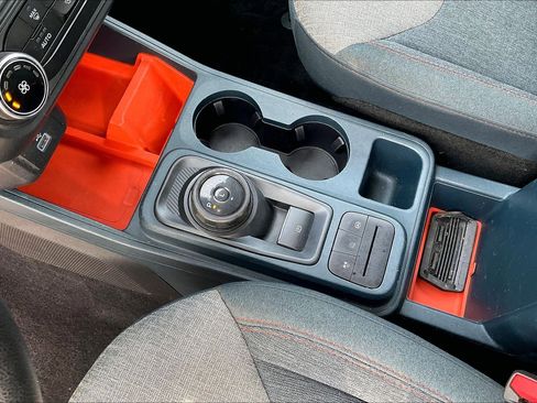 Used 2024 Ford Maverick XLT image 16