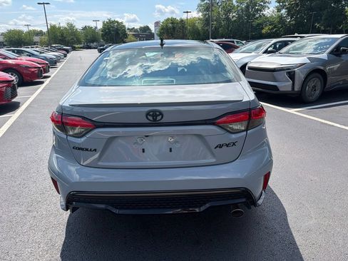 Used 2021 Toyota Corolla SE w/ Carpet Mat Package (TMS) FWD image 6