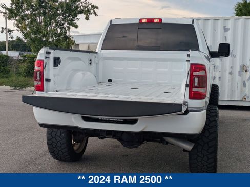 Used 2024 RAM 2500 Laramie AWD/4WD image 14