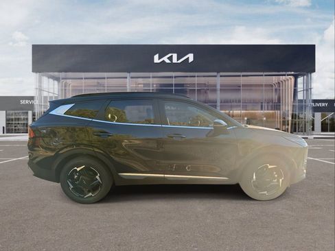 New 2026 Kia Sportage EX image 9