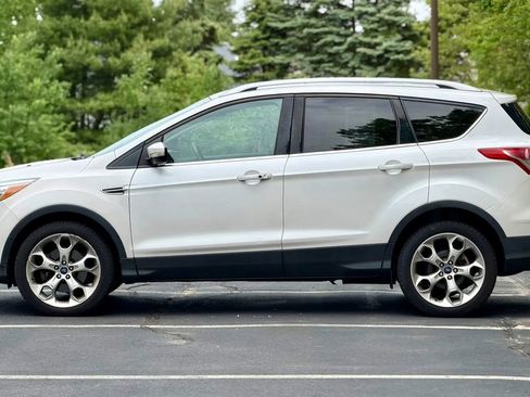 Used 2014 Ford Escape Titanium w/ Equipment Group 401A AWD/4WD image 4