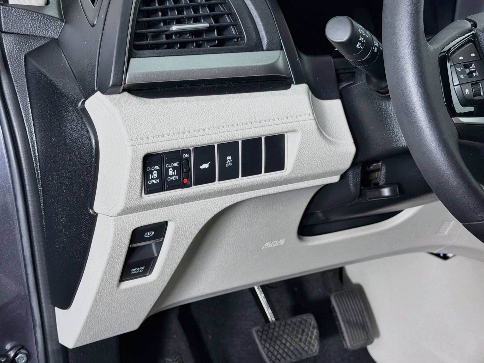 Used 2025 Honda Odyssey EX-L image 16