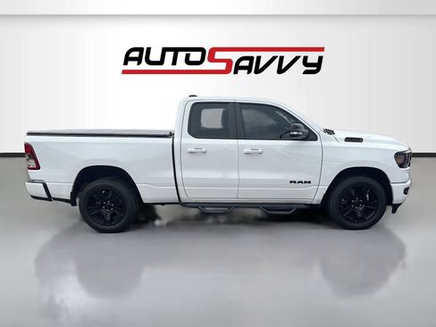 Used 2022 RAM 1500 Big Horn w/ Night Edition AWD/4WD image 8