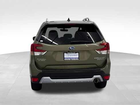 Used 2024 Subaru Forester Touring AWD/4WD image 5