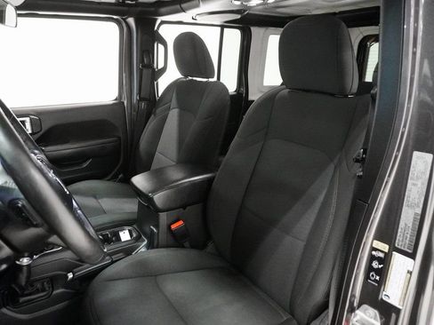 Certified 2022 Jeep Wrangler Unlimited Sport image 10