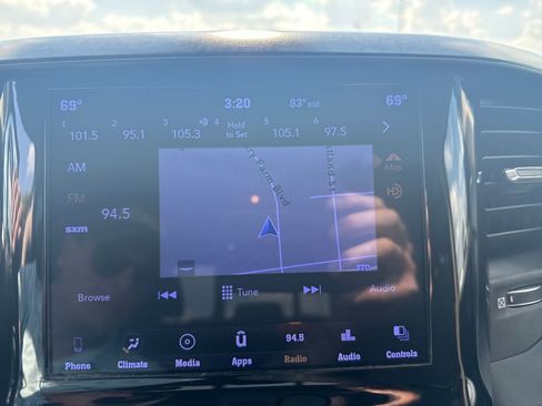 Used 2019 RAM 1500 Big Horn AWD/4WD image 24