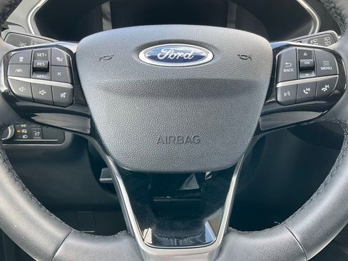 Used 2022 Ford Escape SEL w/ Technology Package image 51