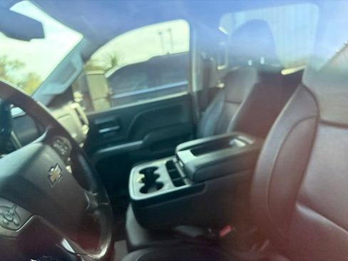 Used 2018 Chevrolet Silverado 1500 LT w/ Max Trailering Package AWD/4WD image 2