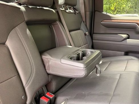 Used 2023 Chevrolet Silverado 1500 High Country w/ High Country Premium Package AWD/4WD image 36