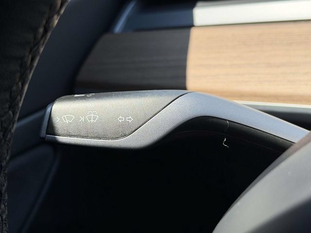 Used 2021 Tesla Model 3 Standard Range Plus RWD image 25