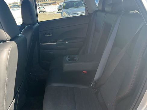 Used 2026 Mitsubishi Outlander Sport ES image 25