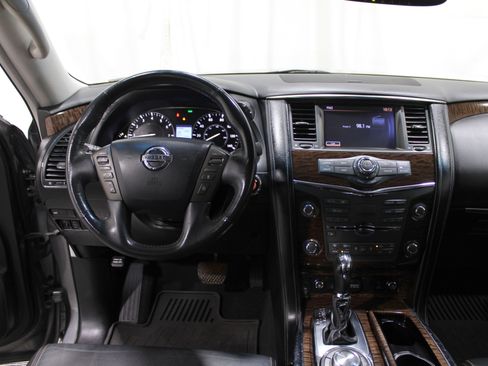 Used 2017 Nissan Armada Platinum image 2