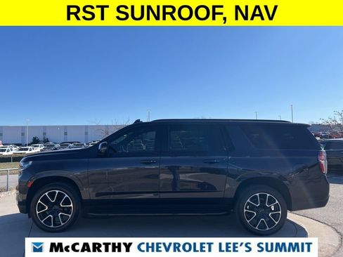 Used 2022 Chevrolet Suburban RST w/ Luxury Package image 5