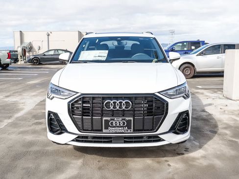 New 2025 Audi Q3 2.0T Premium image 2